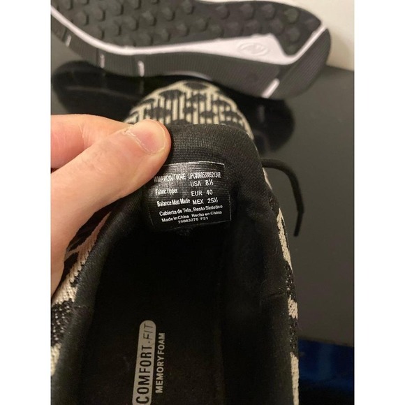 Polka Dot Sneakers - Picture 7 of 7